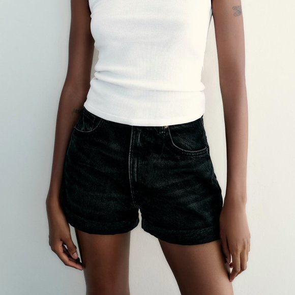 Zara Women's TRF High-Waisted Mom Fit Denim Shorts - Picture 1 of 7